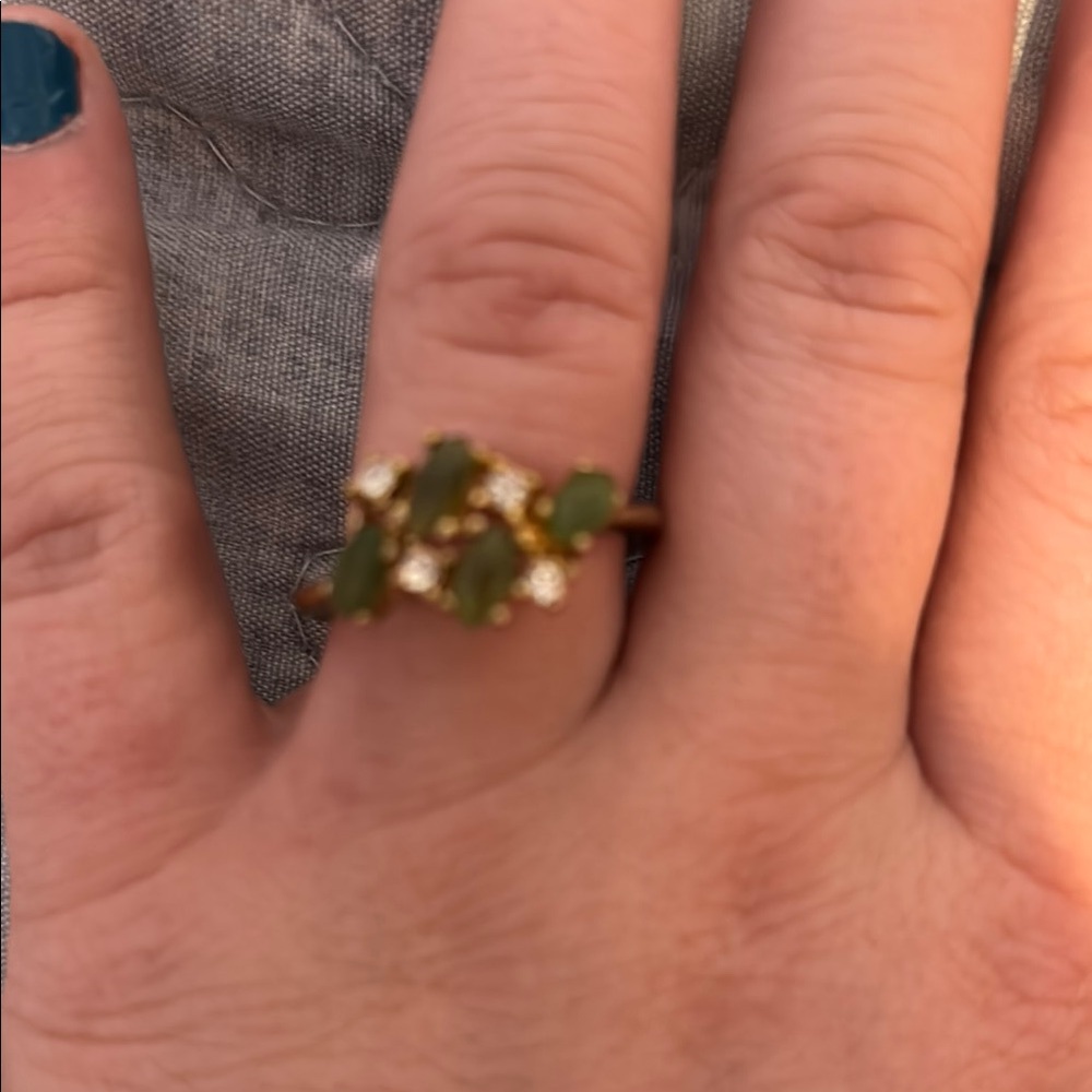 Elegant Green Stone Ring